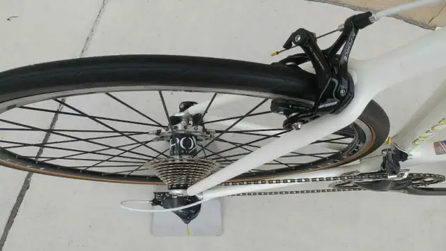 Lemond Chambery 56cm Ultegra 11 TDF in Road in Kitchener / Waterloo - Image 8