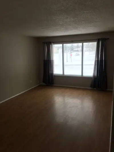 3 Bedroom main floor duplex for rent in Edson AB