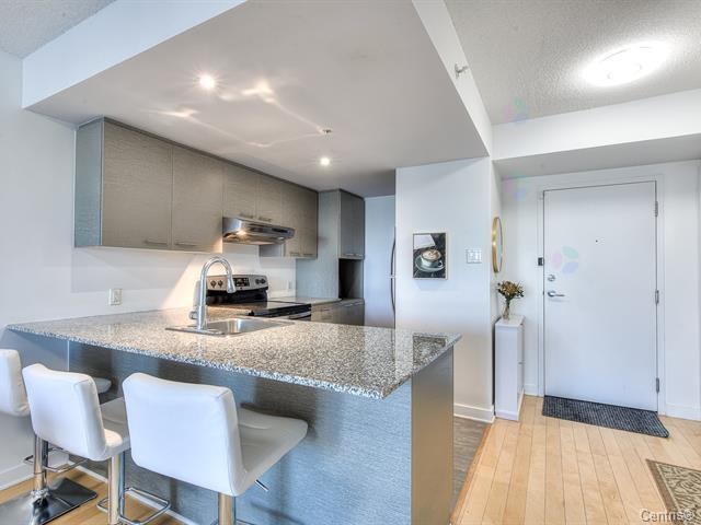 Amazing Superbe lux Condo 3 1/2 a louer Ahuntsic Acadie Montréal — photo 2