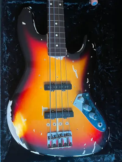 2018 Fender Custom Shop Jaco Fretless Jazz Bass, View more