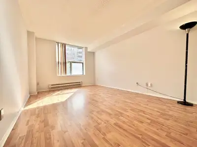 Master Room for Rent at Yonge and Finch condo unit