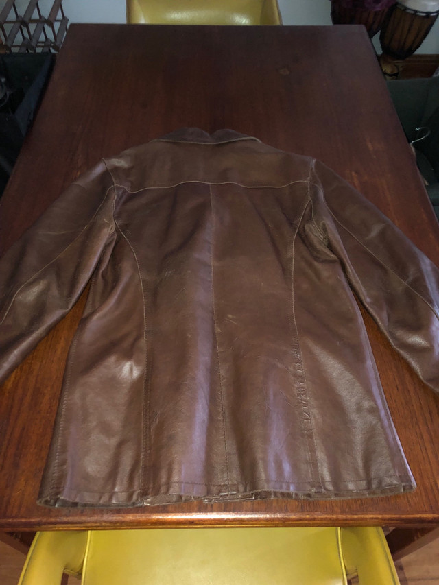 Manteau en cuir vintage- Medium dans Hommes  à Ville de Montréal - Image 3
