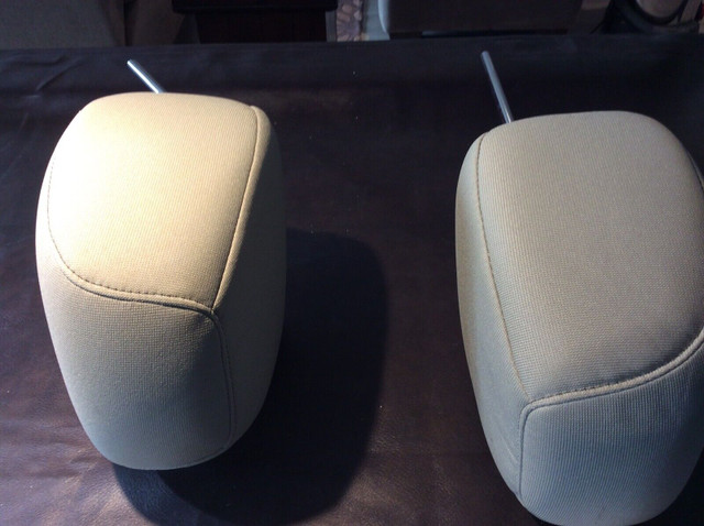 NOS FORD EDGE FRONT HEADRESTS ....2011 to 2014. in Other in Hamilton - Image 3