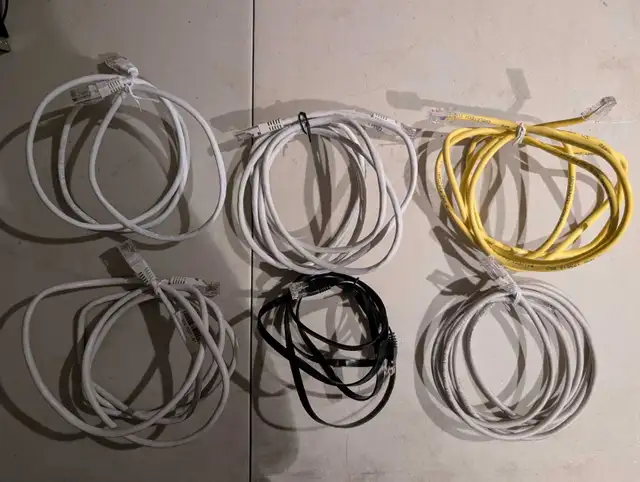 Cat 5 Ethernet Cable Lot in Cables & Connectors in Markham / York Region - Image 2