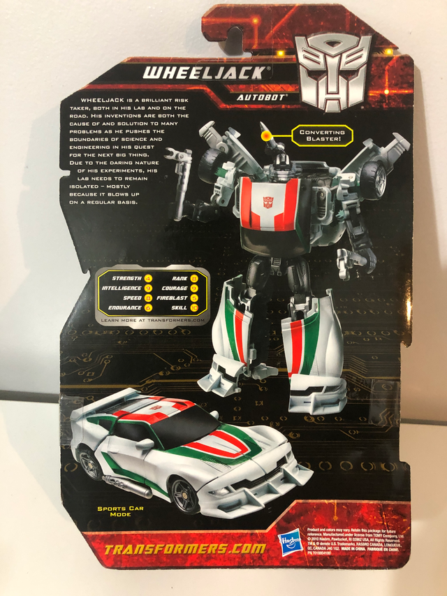 Transformers Generations Wheeljack MISC $50 in Toys & Games in Kitchener / Waterloo - Image 3