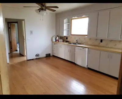 House for sale. 3+bedrooms 1 washroom. Big Fenced yard single Garage. Corner lot house. Close to cor...