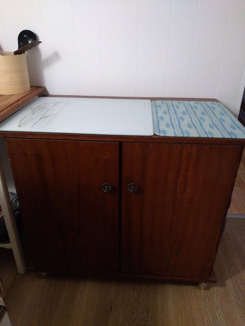 Meuble de rangement Commodes et armoires Sherbrooke Kijiji