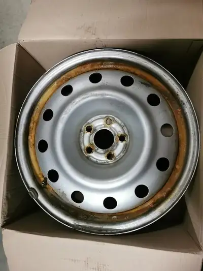These steel rims were used for winter tires on a 2020 Subaru Crosstrek --- (5 x 100mm bolt pattern)...