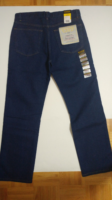 Wrangler Jeans Men's in Men's in Markham / York Region - Image 2