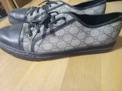 Authentic Lightly worn Men's Gucci shoes size 14. Paid over $700 asking $200. Pick up north side