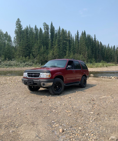 1999 Ford Explorer XLT 4L V6 SOHC