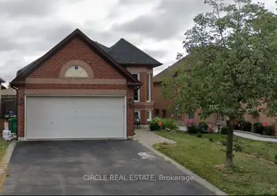 This well-maintained 2-bedroom, 1-bath legal basement rental offers a cozy and comfortable living sp...