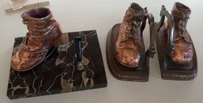 COPPER BRONZED BABY SHOES BOOKENDS AND PEN HOLDER, View more