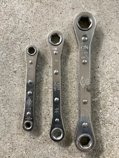  Impact wrenches, three pack, View more