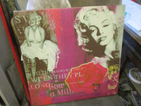 DECORATIVE MARILYN MONROE ART CANVAS ON WOOD FRAME PICTURE $20.