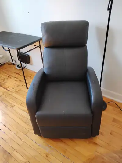 Fauteuil inclinable à donner, View more