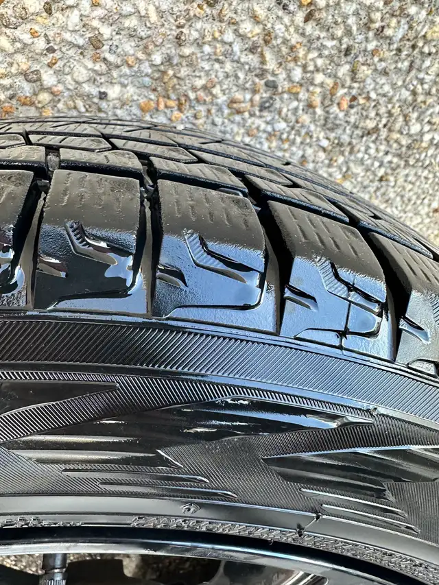 4 winter tires with rims for BMW x3 x4 in Tires & Rims in Markham / York Region - Image 5