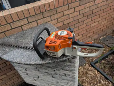 STIHL HS 45 Hedge Trimmer – Runs Great Selling my STIHL HS 45 hedge trimmer. This is a reliable, pro...