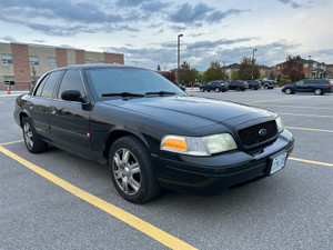 2011 Ford Crown Victoria V8, 4.6L, 4-speed automatic transmission 