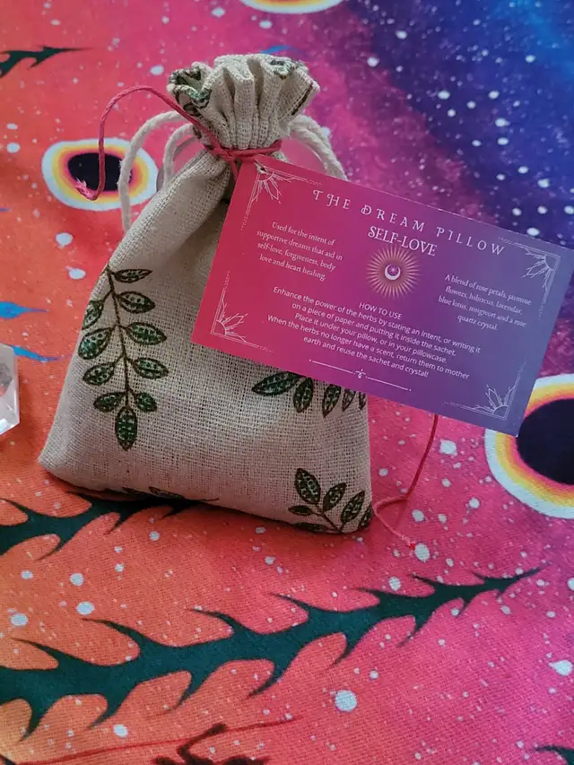 Featured Artist Trunk Show: Divine Elevation584200295841146882