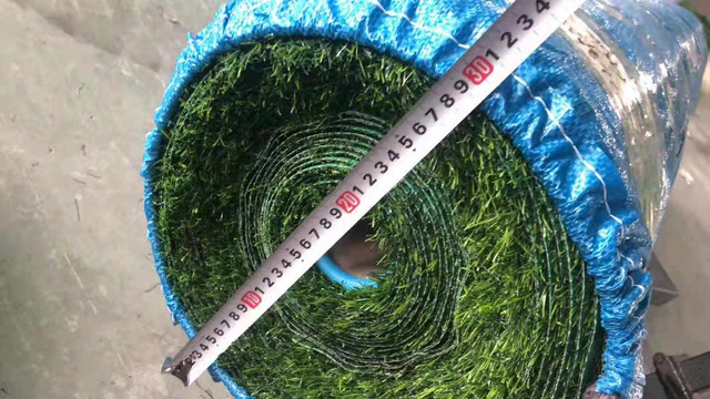 Artificial Grass in Lawnmowers & Leaf Blowers in Markham / York Region - Image 2
