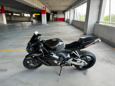 2005 Honda CBR1000RR 29,000kms Ready to ride, never been dropped. Well maintained, powerful bike, ga...