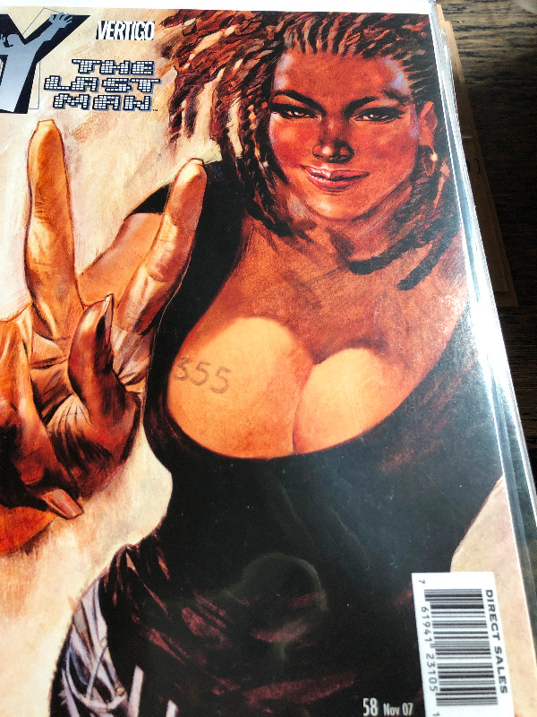 The last man - vertigo comics in Comics & Graphic Novels in Barrie - Image 3