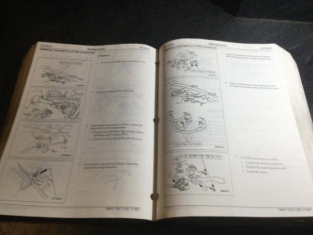 1998 Ford F-150 F-250 Truck Shop Manuals 4x4 Lariat XLT 4.6 5.4L in Non-fiction in Parksville / Qualicum Beach - Image 3