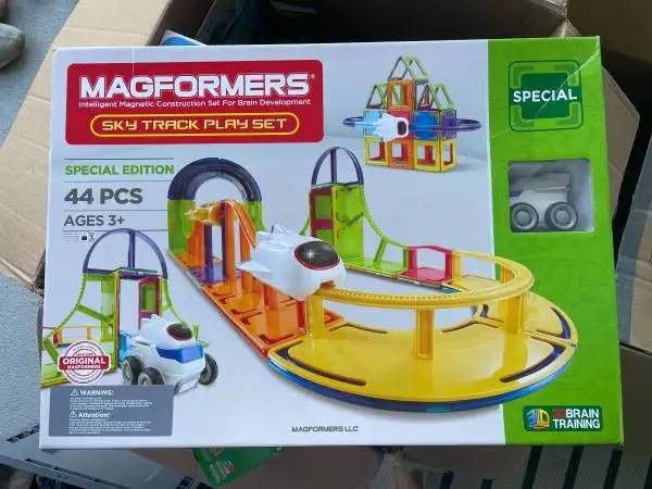 Magformers Sky Track, ROKR Carousel in Toys & Games in UBC