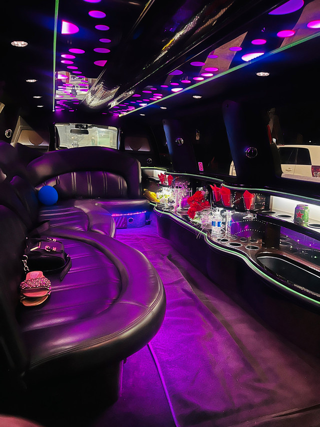 STRETCH LIMO -CLUB BIRTHDAY NIAGARA LIMOUSINE  in Friendship & Networking in Mississauga / Peel Region - Image 2