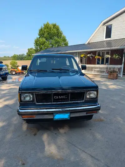 One of a kind truck. Custom built from a 1986 Chevy S10. Motor swap from the 4 cylinder 2.5l to a Ch...