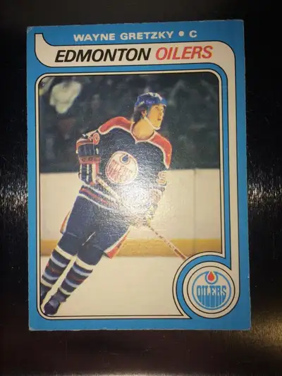 1979-80 O-Pee-Chee Wayne Gretzky Rookie #18 card is ungraded and will be in a sleeve and toploader,...