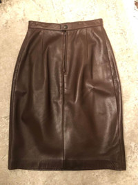 Vintage Roots genuine leather brown skirt - Size 1