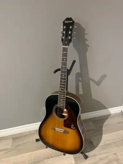 Epiphone 220s , View more