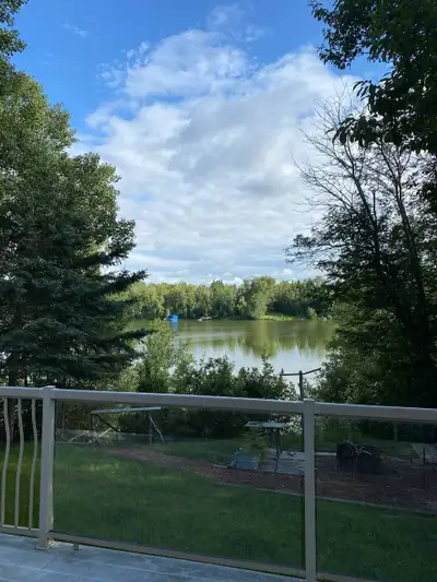 Lake Front Home on Halfmoon- Rent -12min east of Sherwood Park