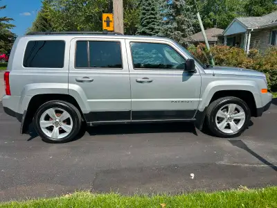 2012 JEEP Patriot North In excellent condition and maintained by a Mechanic Winter tires included