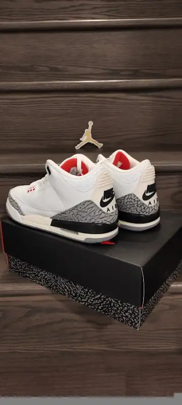 Brand New- DS Jordan 3 Retro White Cement Reimagined 6.5/8 W in Men's Shoes in Markham / York Region - Image 3