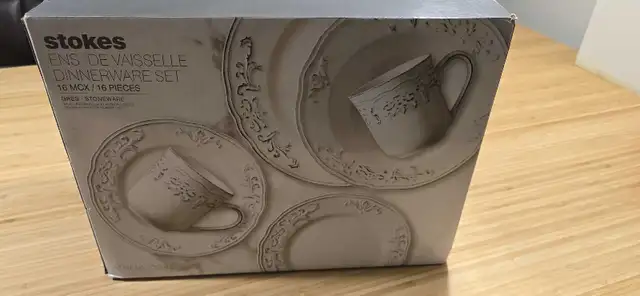 16 Piece Dinnerware Set in Kitchen & Dining Wares in Oshawa / Durham Region - Image 2