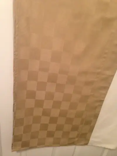 NEW! KING SIZE BED SKIRT, View more