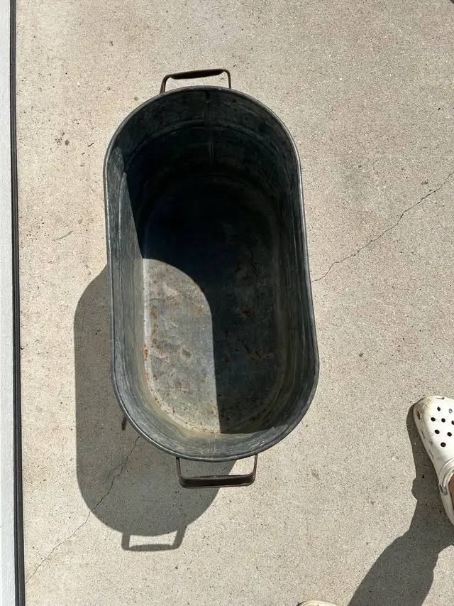 Galvanized Metal Tub | Home Décor & Accents | Winnipeg | Free local ...