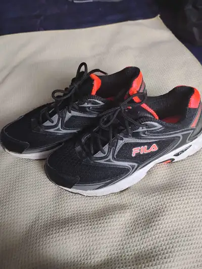 Fila DLS running shoes ladies size 7.5, View more