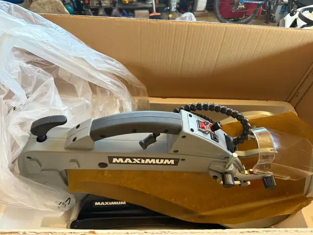 Maximum 18” Scroll Saw in Power Tools in North Bay - Image 4