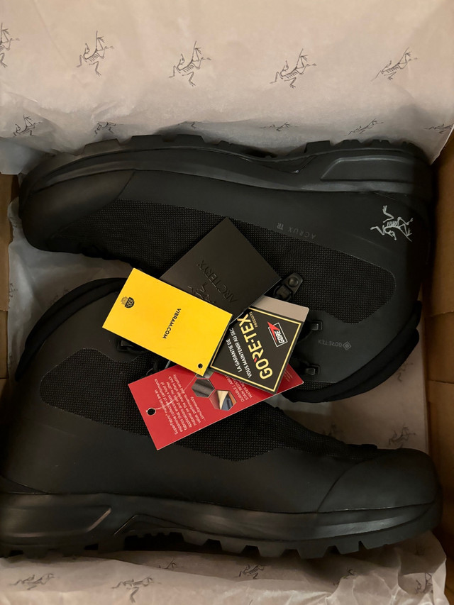 NEW: Arc’teryx Acrux TR GTX Winter boots  in Men's Shoes in City of Toronto - Image 2