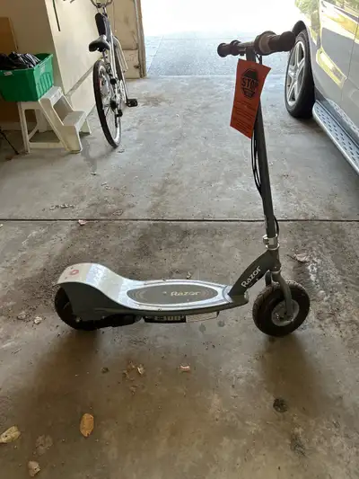 Razor electric scooter for sale.