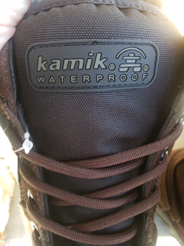 Size 9 Mens Kamik Boots . Never worn.  Tags still attached. in Men's Shoes in Lethbridge - Image 4