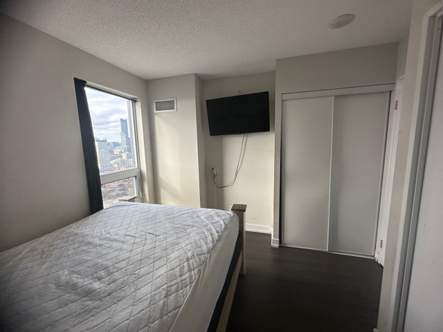 Private room for rent in Room Rentals & Roommates in City of Toronto - Image 3