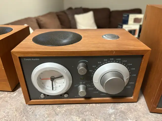 Tivoli Model 3 System in Stereo Systems & Home Theatre in Kingston - Image 5