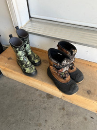 Kids Snow shoes (Size 3) and Gum boots (Size 2)