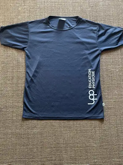 Chandail d’éducation physique LPP – Taille Small (S/P), View more