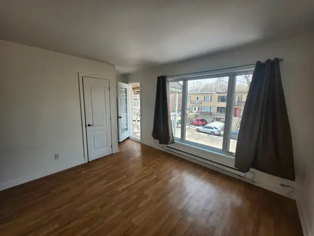 Grand 3 ½-Cul-de-sac (coin Lacordaire & Rosemont)